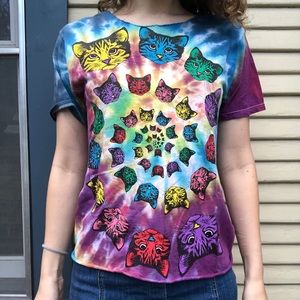 hand cut tie dye spiral cat tshirt